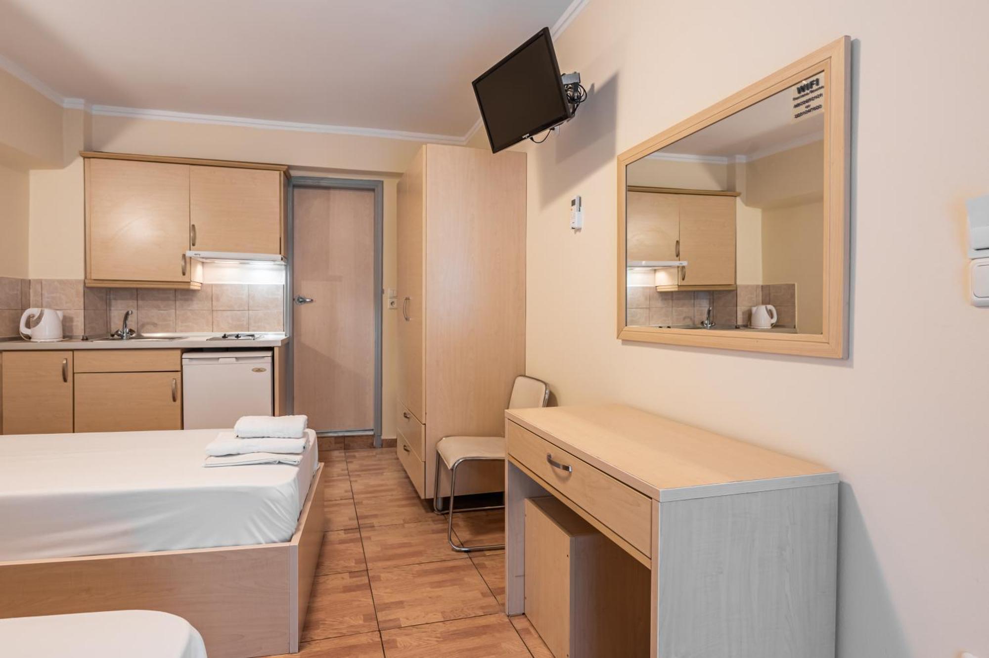Fontana Luxury Rooms Mytilíni Exteriör bild